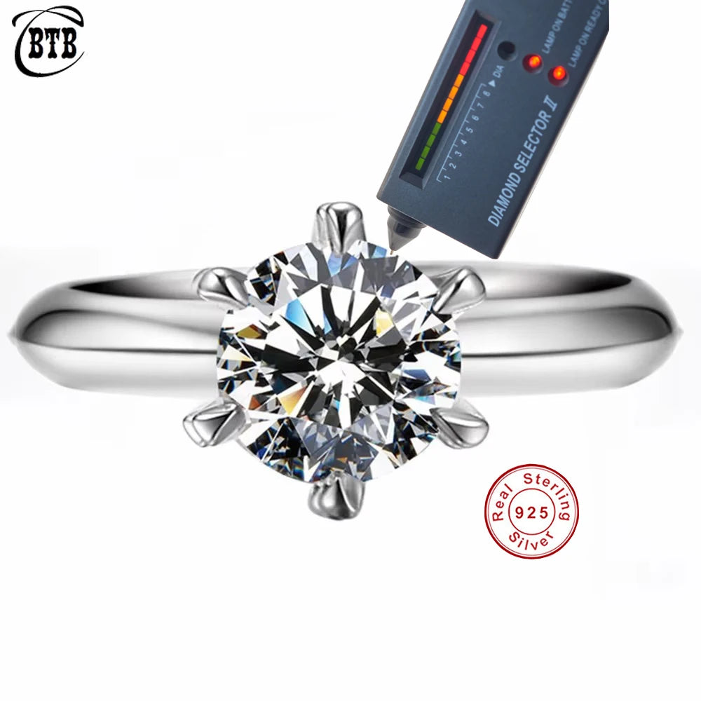 Aurelis Moissanite Solitaire Ring in 925 Sterling Silver